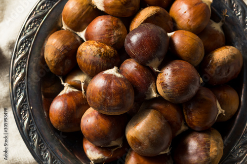 Raw Organic Brown Chestnuts