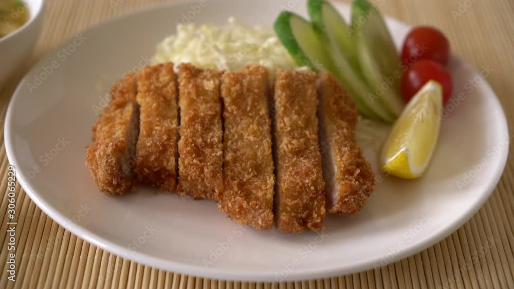 Japanese deep fried pork cutlet (tonkatsu set) Japanese deep fried pork cutlet (tonkatsu set)