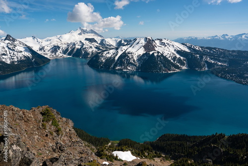 Panoramic view of mountains and turquoise coloured lake in Garibaldi provincial park, BC, Canada © Fangzhou