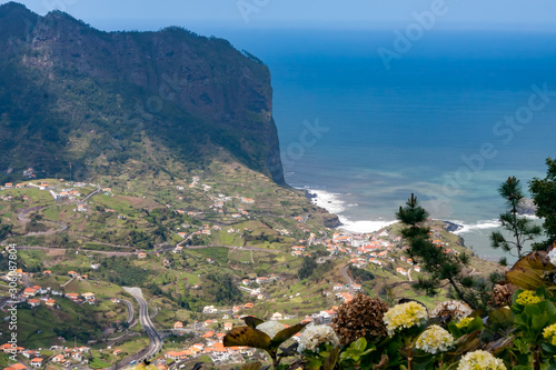 Penha d'Aguia (Eagle's rock) and Porto da Cruz Madeira photo