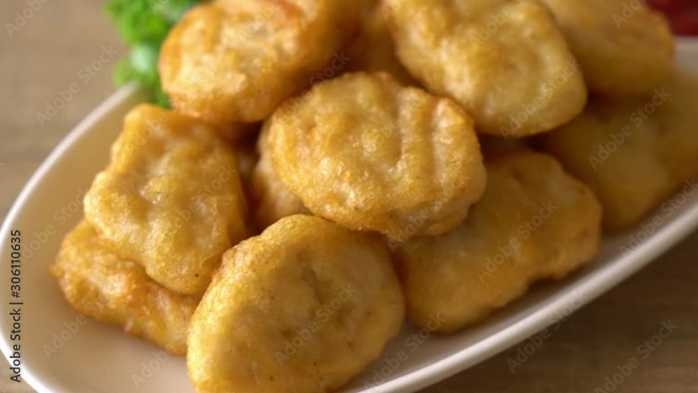 Fried chicken nuggets with sauce Fried chicken nuggets with sauce