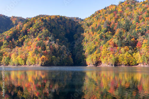 札幌湖の紅葉