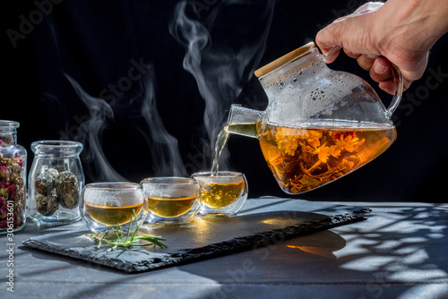 Slika na platnu Tea time to brew loose-leaf or flower