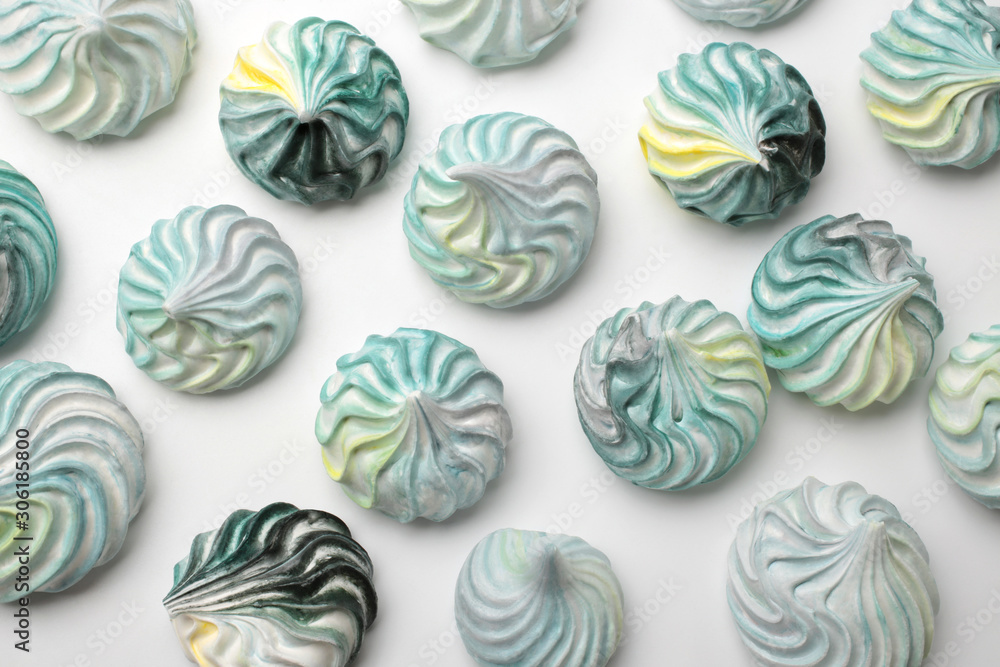 Colorful meringue cookies Colorful meringue cookies