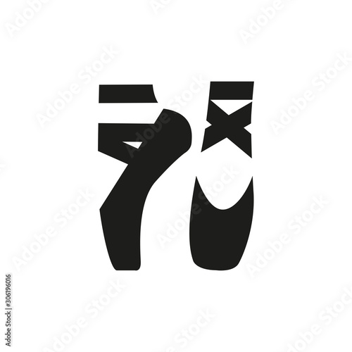 Ballet Pointe shoes icon. Simple vector illustration