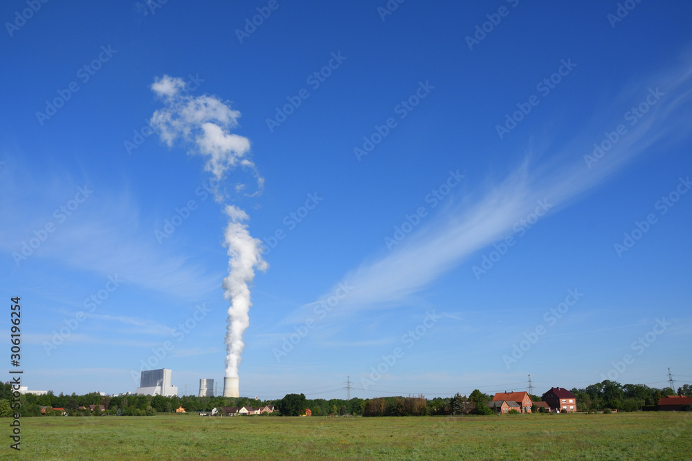 Blick zum Kraftwerk Schwarze Pumpe Blick zum Kraftwerk Schwarze Pumpe