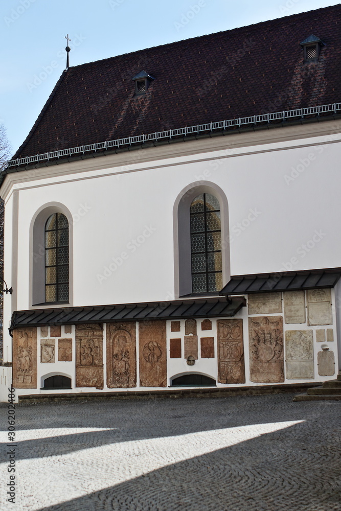 Left view of the road past the parish church near the castle.