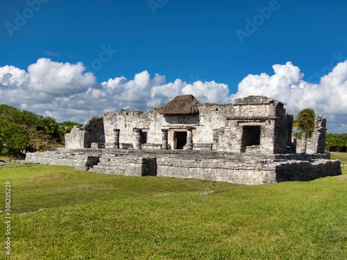 Wallpaper Mural Mayan ruins of Tulum - Mexico Torontodigital.ca