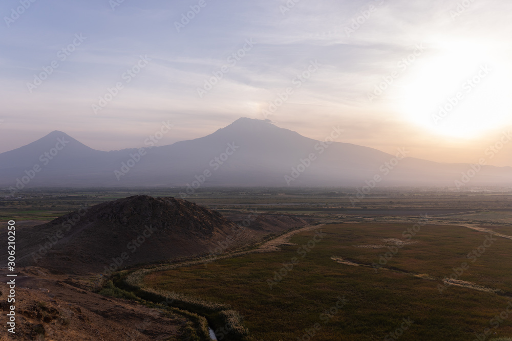 Obraz premium Beautiful landscape at sunset on Mount Ararat in Armenia. Near the city of Yerevan.
