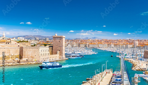 Fototapeta Naklejka Na Ścianę i Meble -  Saint Jean Castle and Cathedral de la Major and the Vieux port in Marseille, France