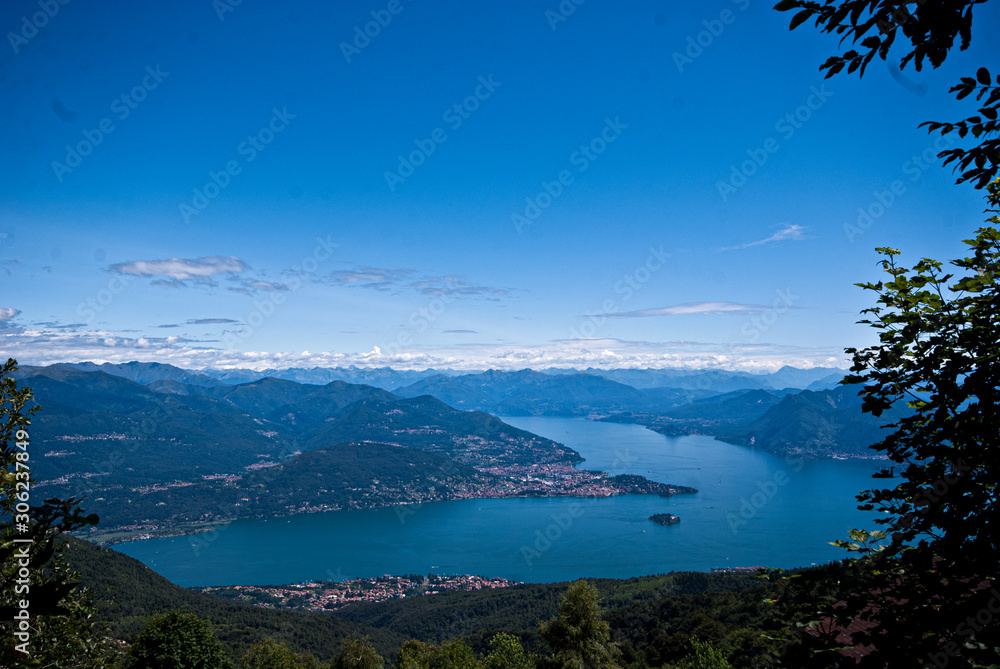 wunderschöne Aussicht auf Gardasee Lago Maggiore