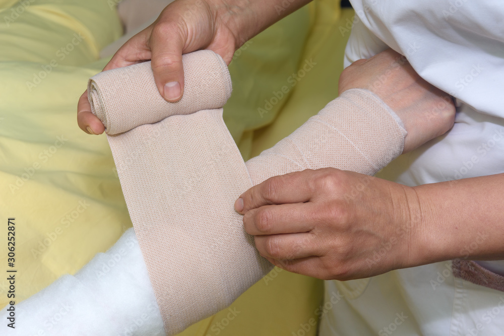 Lymphedema management Wrapping Lymphedema Hand and Arm using