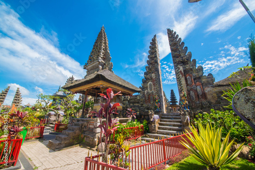 Obraz na płótnie A beautiful view of Ulun Danu Batur temple in Bali, Indonesia w salonie