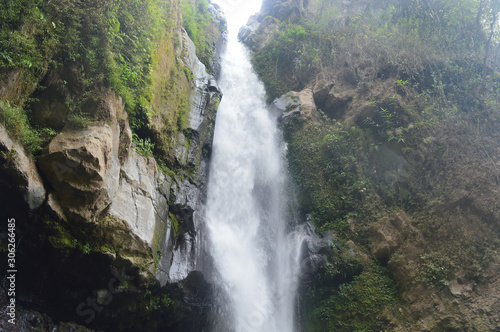 Fototapeta Naklejka Na Ścianę i Meble -  waterfall kedung kayang - Magelang