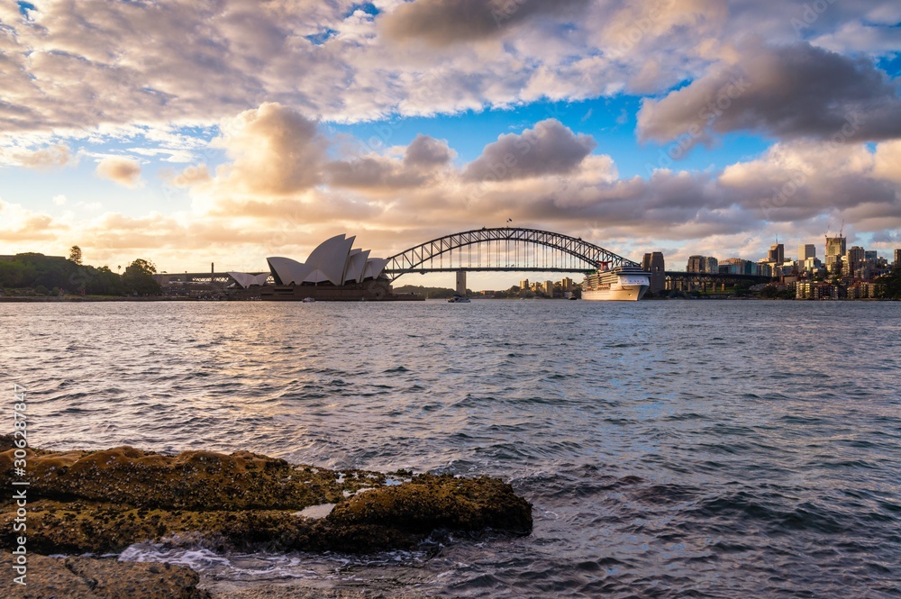 Opera House view from Mrs Macquarie's Chair on twilight time