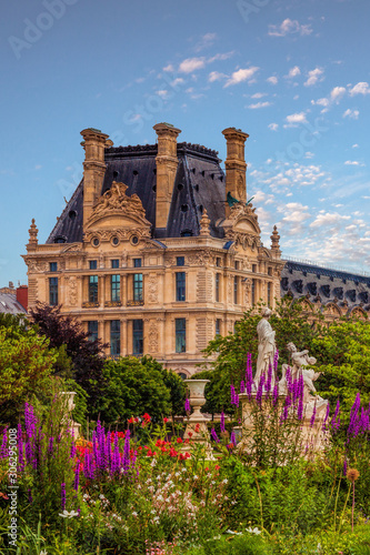 Obraz na płótnie Tuileries Garden at the Louvre in the Spring