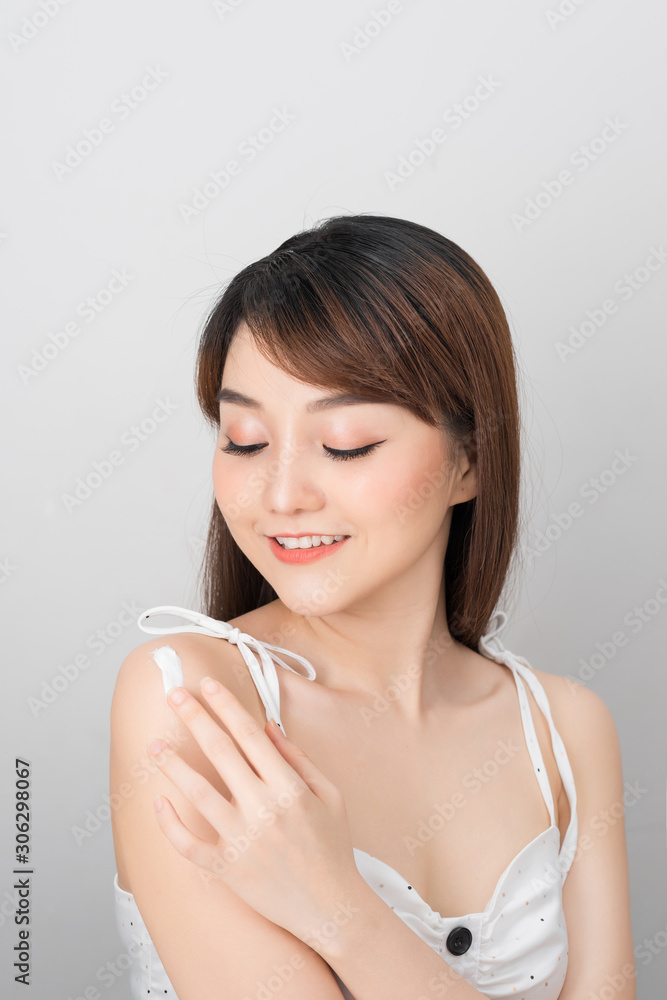 Attractive asian woman using serum. Woman lifestyle concept. isolated on white background. Attractive asian woman using serum. Woman lifestyle concept. isolated on white background.
