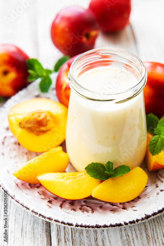 Yogurt with fresh nectarines