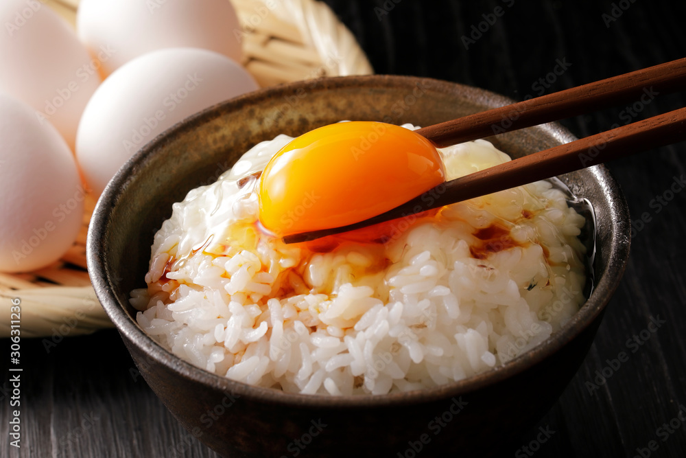 卵かけご飯 Raw egg on white rice, Japanese food 卵かけご飯 Raw egg on white rice, Japanese food