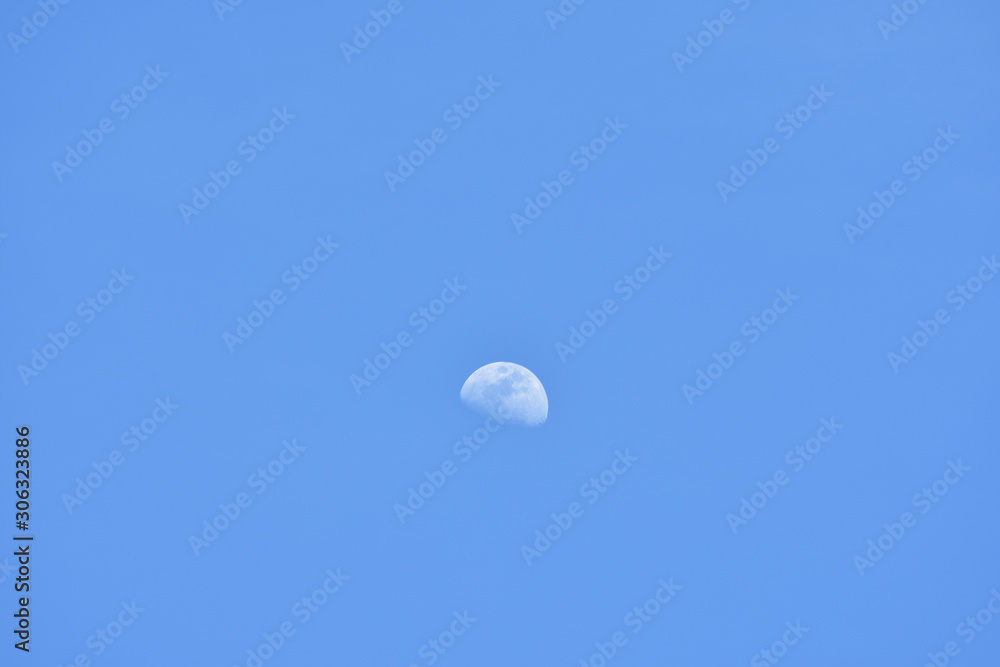 The moon light in the blue sky, Moon photos during the daytime during the evening in the blue sky