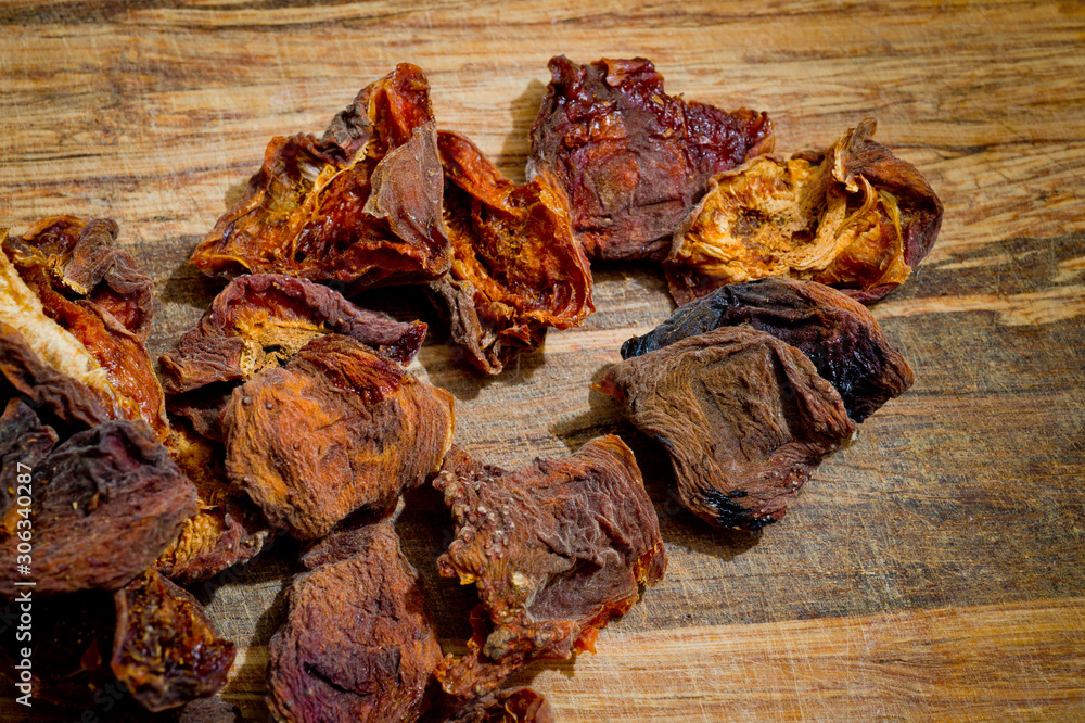Apricot dried sliced, healthy, suitable for stewed fruit and ready to use. Apricot dried sliced, healthy, suitable for stewed fruit and ready to use.