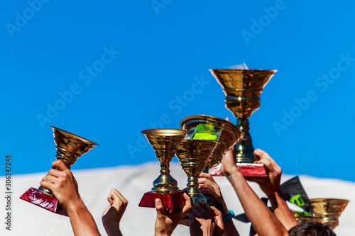 Celebración de entrega de copas deportivas.