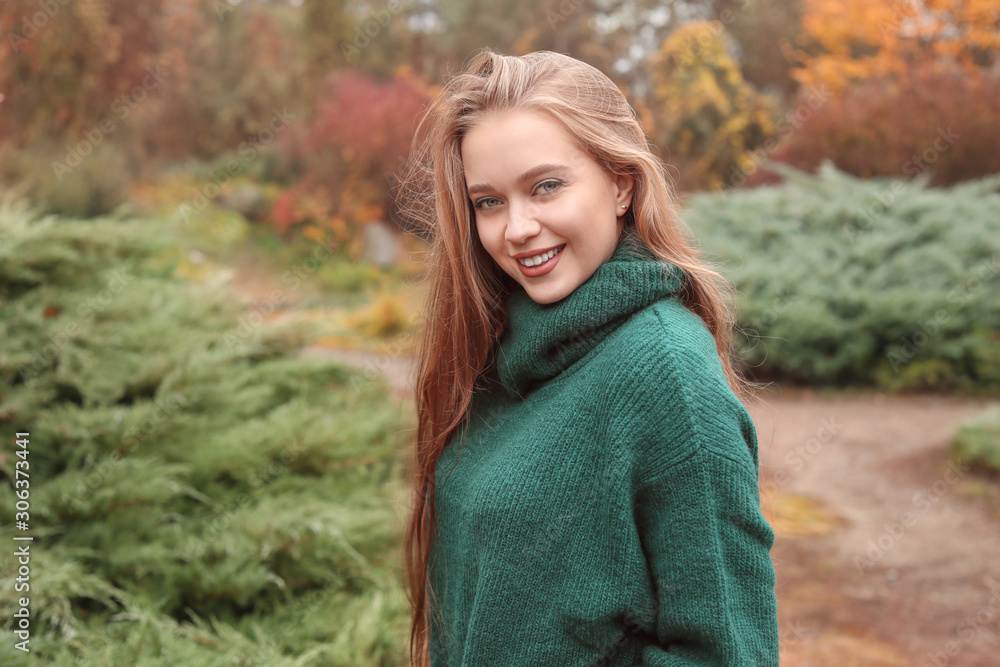 Beautiful young woman in autumn park Beautiful young woman in autumn park