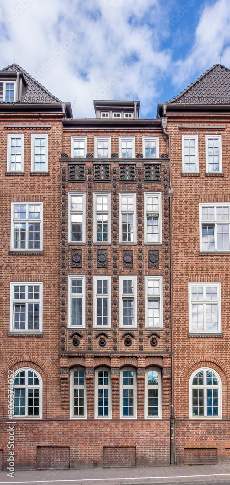 Fototapeta premium house facade in Hamburg