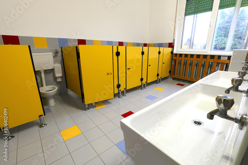 Obraz na plátne bathroom of school