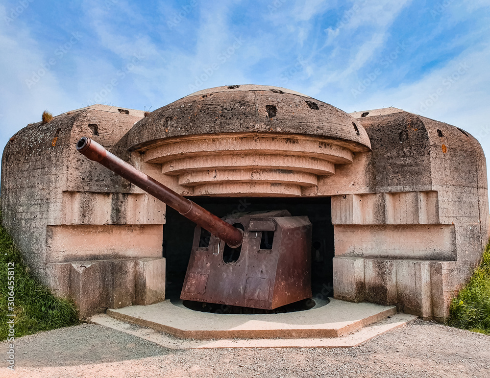 The German artillery battery (Batterie allemande) near Bayeux in Normandy  is a well-preserved German coastal