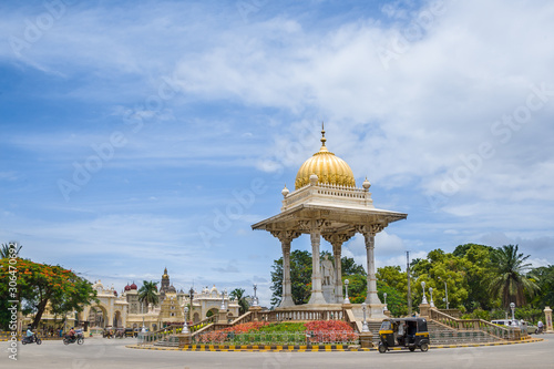 The statue of Chamarajendra Wodeyar in front of the Mysore Palace in India.