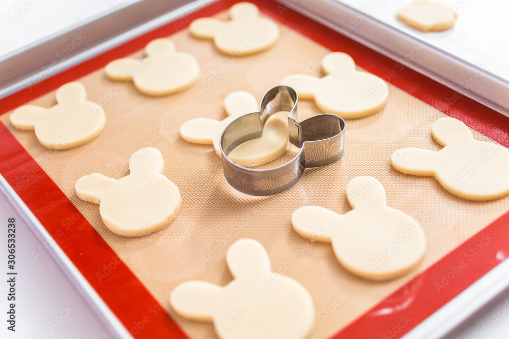 Baking cookies Baking cookies