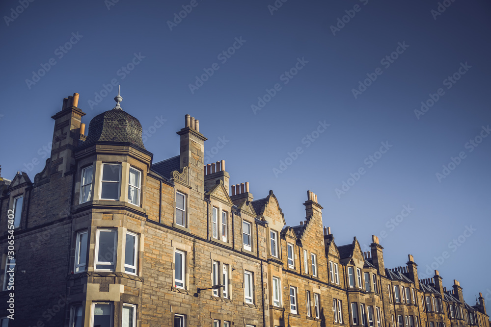 Fototapeta premium Architecture style from Edinburgh old town, Scotland