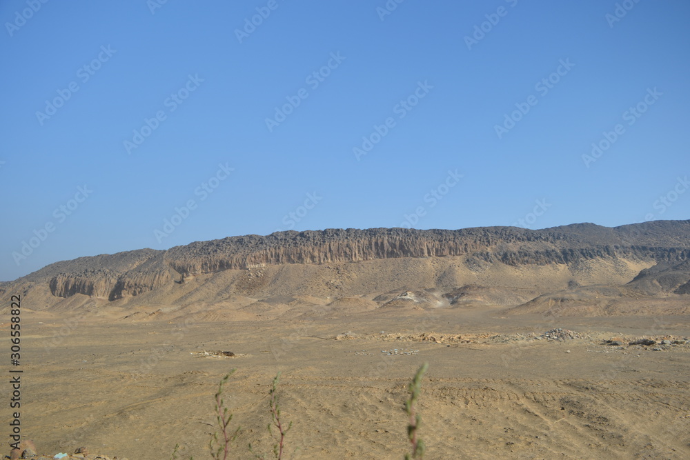 The Crystal Mountain or Bahariya Crystal Mountain The Crystal Mountain or Bahariya Crystal Mountain