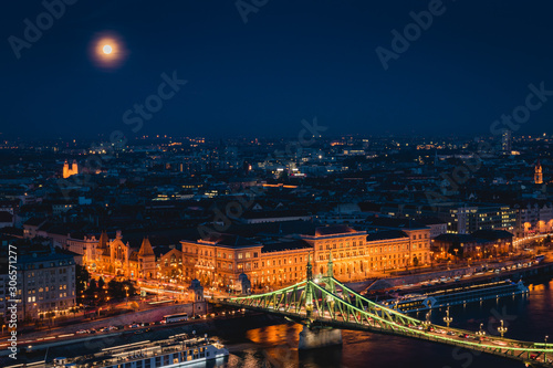 Budapest/Hungary nightview © 泰隆 鶴田