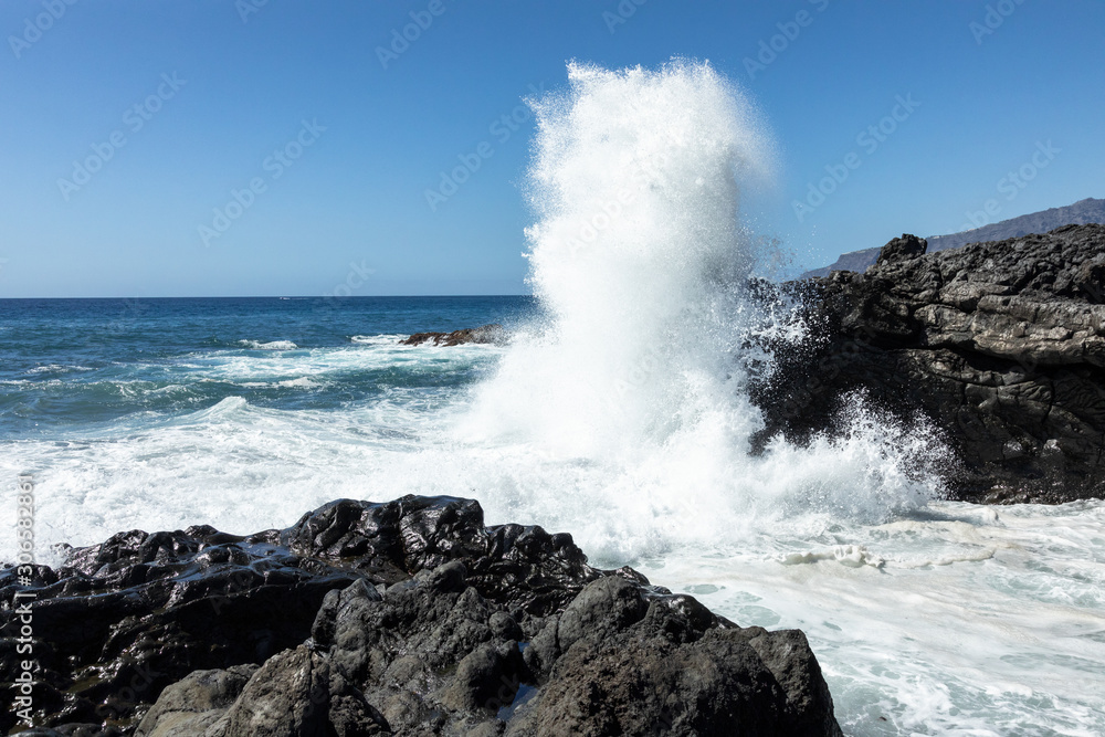 Waves at Playa de Charcon