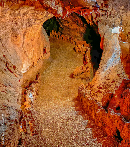 Fotografija Interior view to Grutas Mira de Aire cave in Portugal.