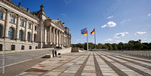 Berlin_Reichtagsgebäude_Deutscher Bundestag