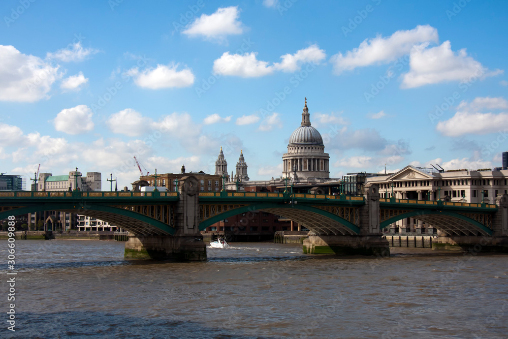 St Paul's Cathedral and Southwark Bridge