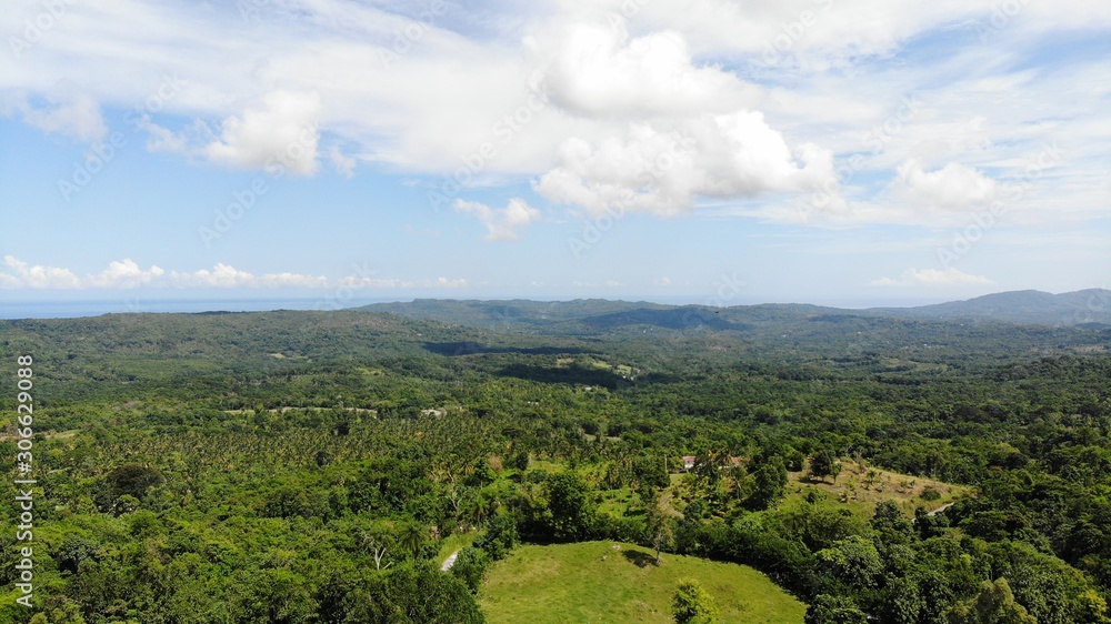 Obraz premium Country side sub urban view of Jamaica 
