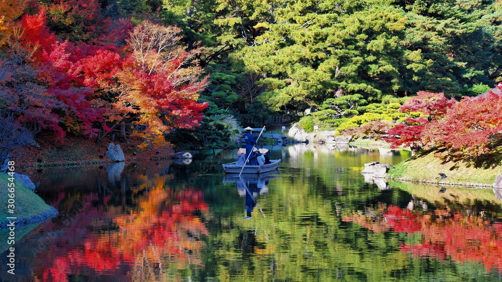 紅葉の栗林公園南湖12 Stock Photo Adobe Stock 紅葉の栗林公園南湖12 Stock Photo Adobe Stock