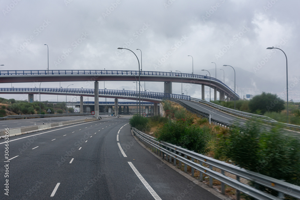 Carreteras con puentes