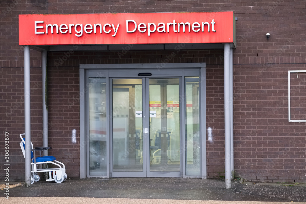 Fototapeta premium Emergency and Accident Department entrance at Hospital London UK