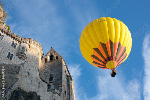 Montgolfière à Rocamadour