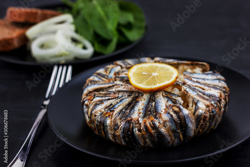 Obraz na plátně Pilaf with hamsi anchovy fish