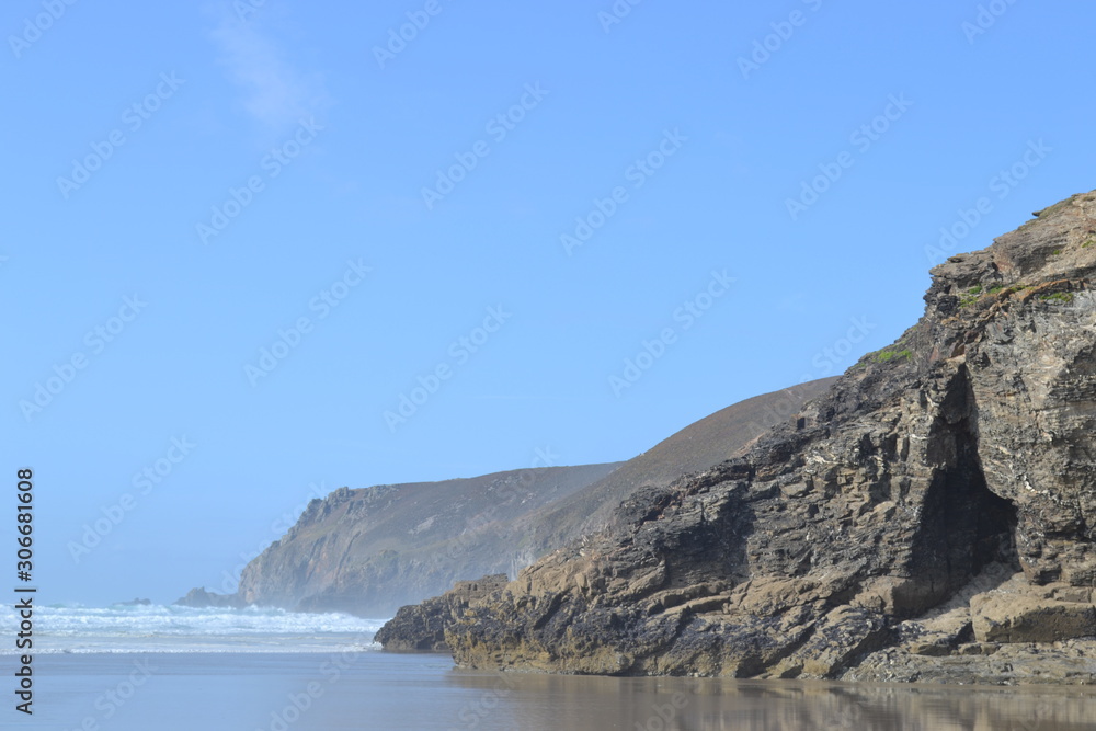 Fototapeta premium cliffs by the sea