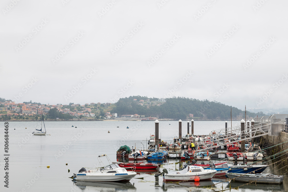 Fototapeta premium Ría de Pontevedra in Combarros, town of Galicia, Spain