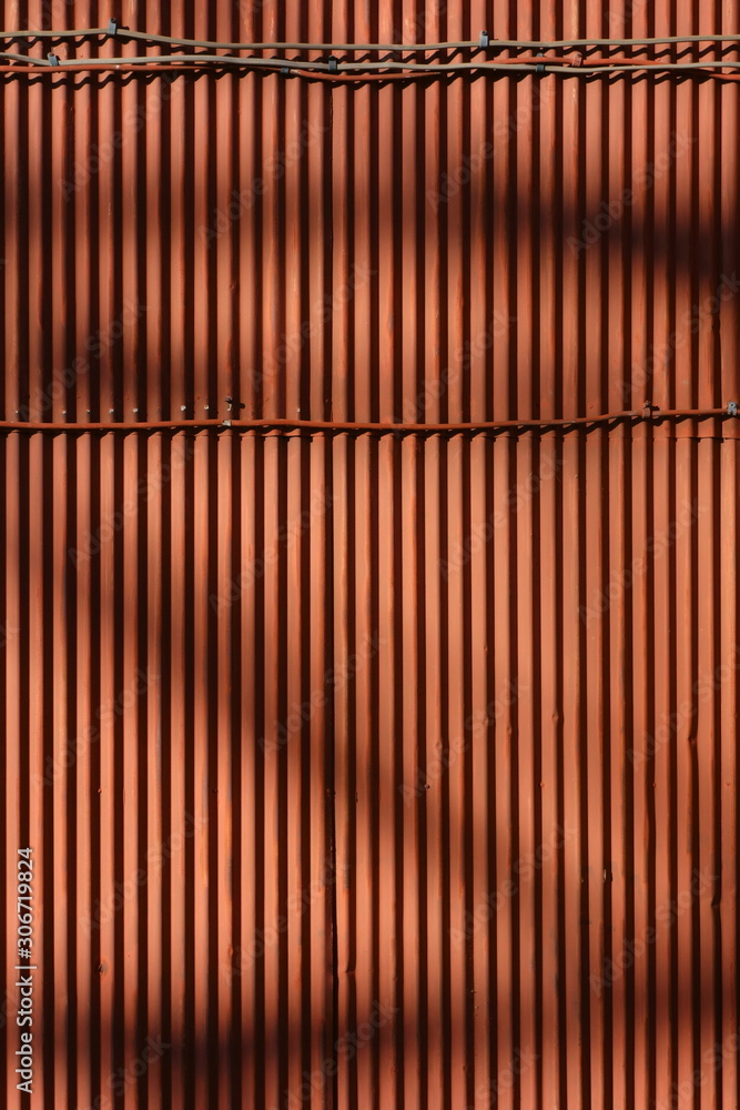 Brown tin plate outer wall Brown tin plate outer wall