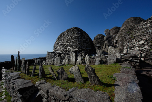 Canvas Print Skellig Micheal old monks oratory and cemetery