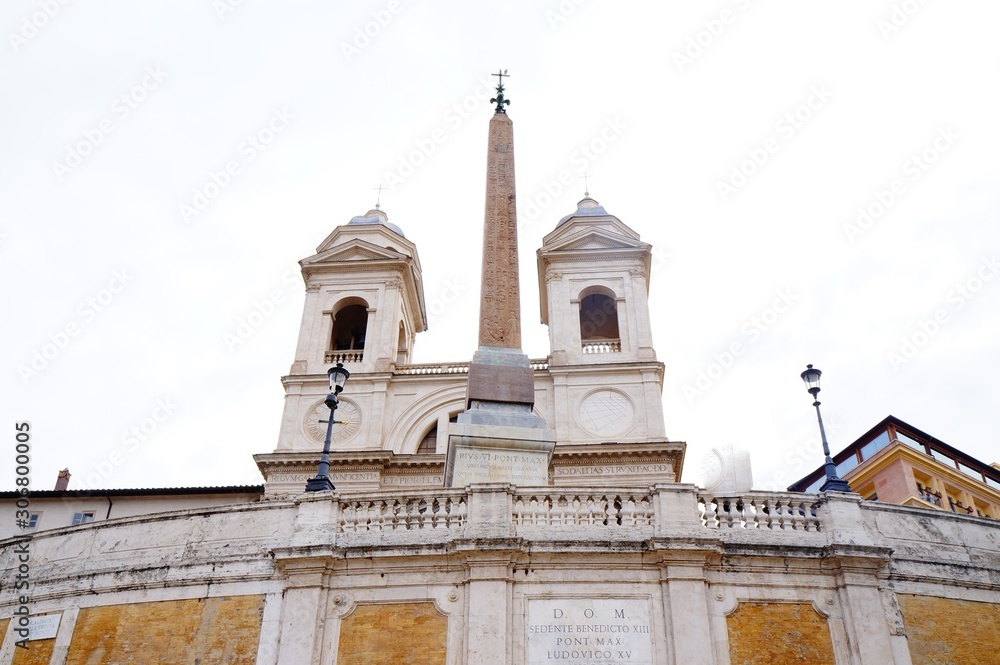 spain square in roma